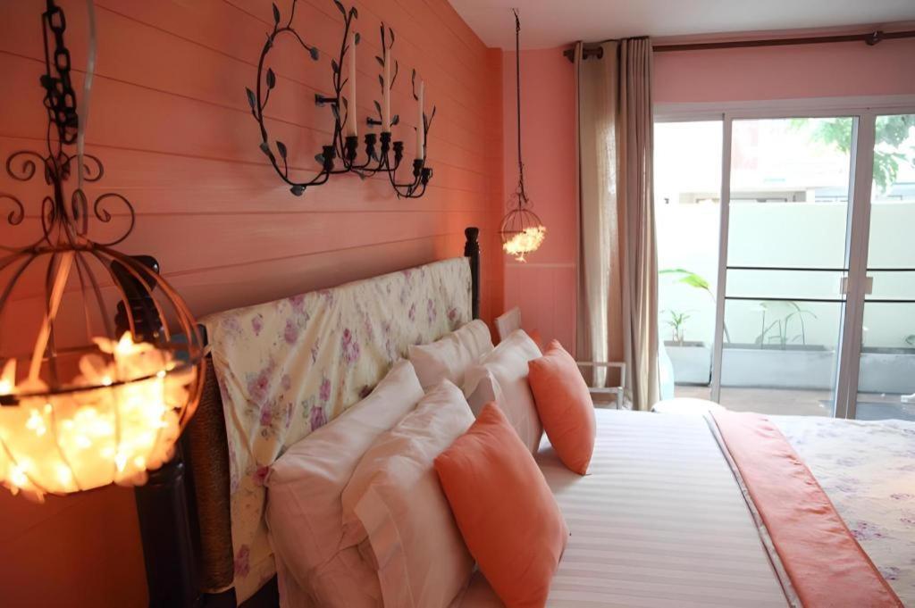 Hotel Baan Hmon-Oon Chiang Mai Esterno foto
