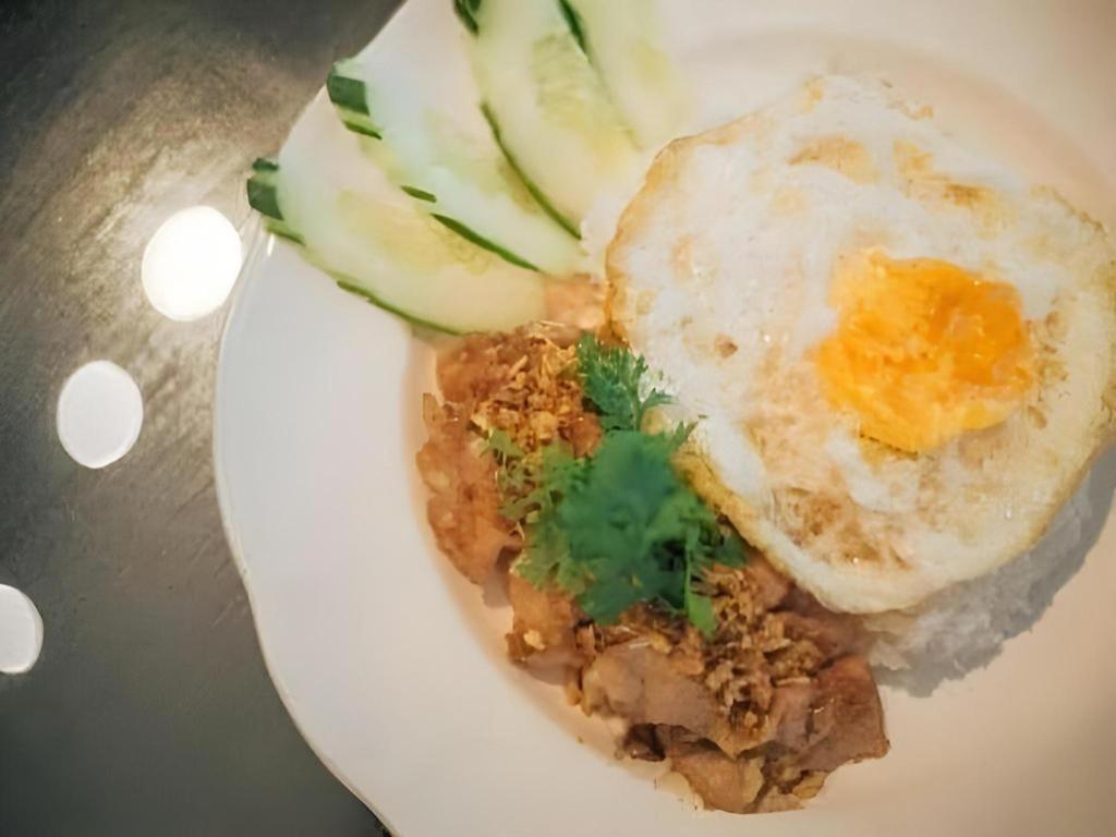Hotel Baan Hmon-Oon Chiang Mai Esterno foto